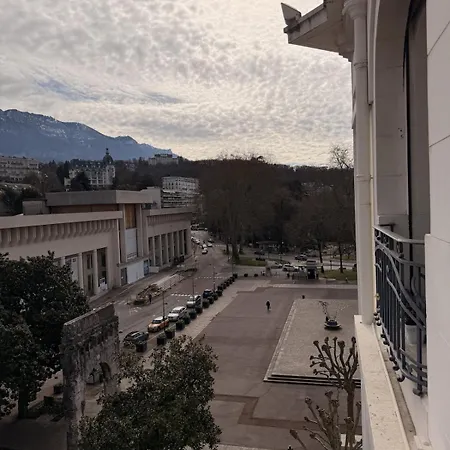 Astoria - Palace, Centre-ville, Vue Montagne 公寓 *